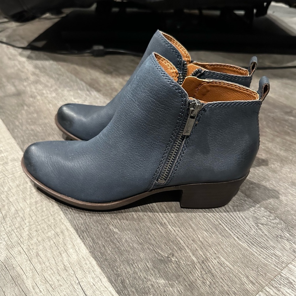 Lucky Brand Women’s Basel Ankle Boot Bootie Indigo 7.5